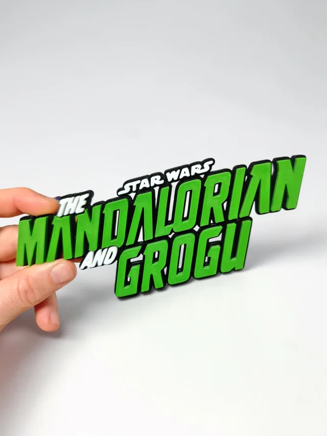 Plaque logo The Mandalorian et Grogu